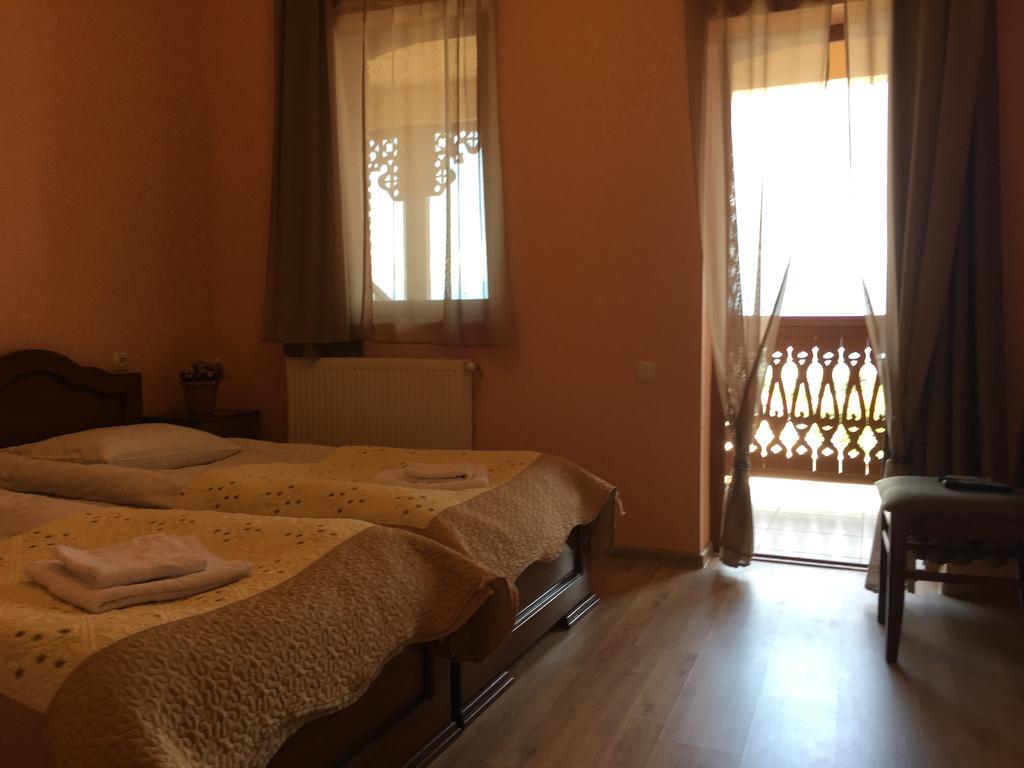 Hotel Sweet Home Telavi Ngoại thất bức ảnh