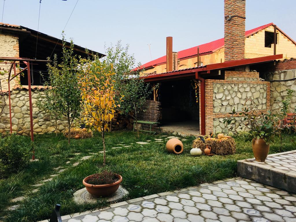 Hotel Sweet Home Telavi Ngoại thất bức ảnh
