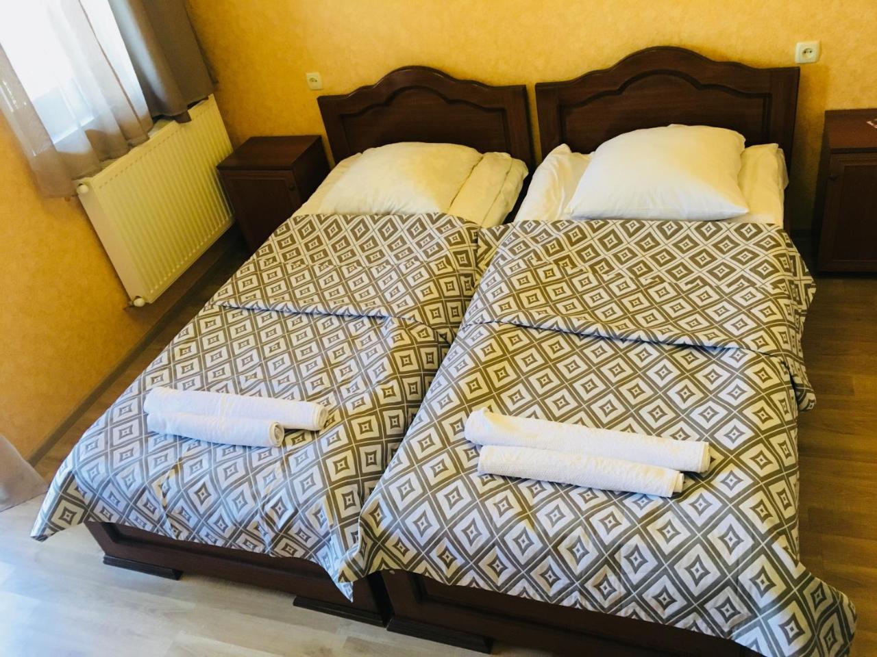 Hotel Sweet Home Telavi Ngoại thất bức ảnh